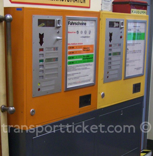 BVG ticket machine (collection U-Bahn Museum Berlin)